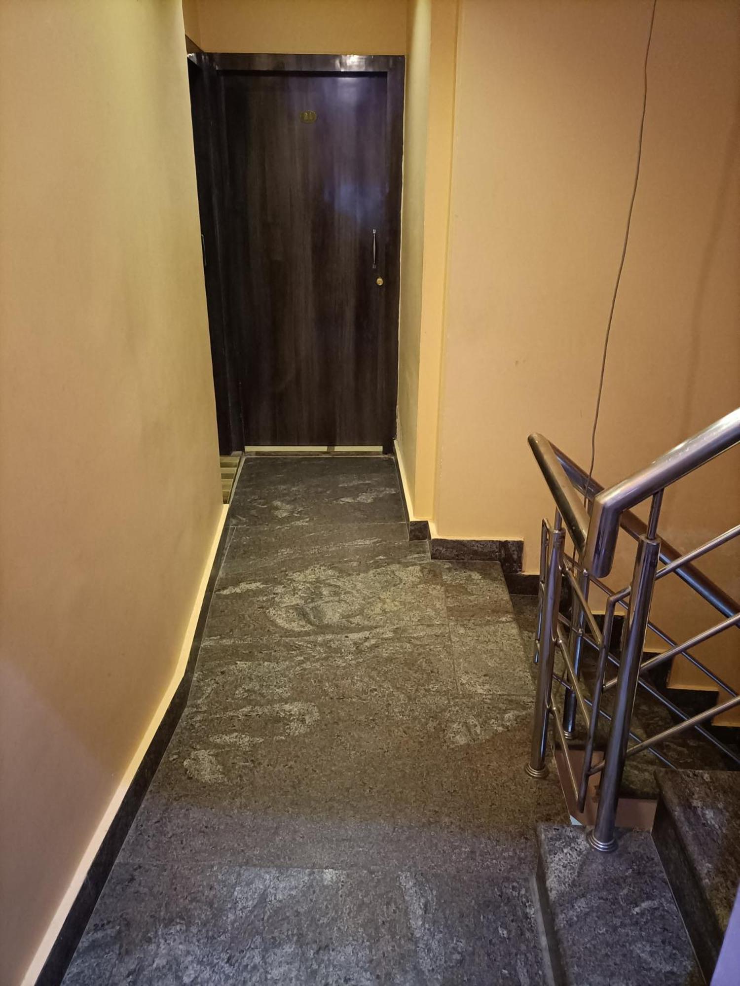 Hotel Picasso Varanasi Prime Location Ngoại thất bức ảnh