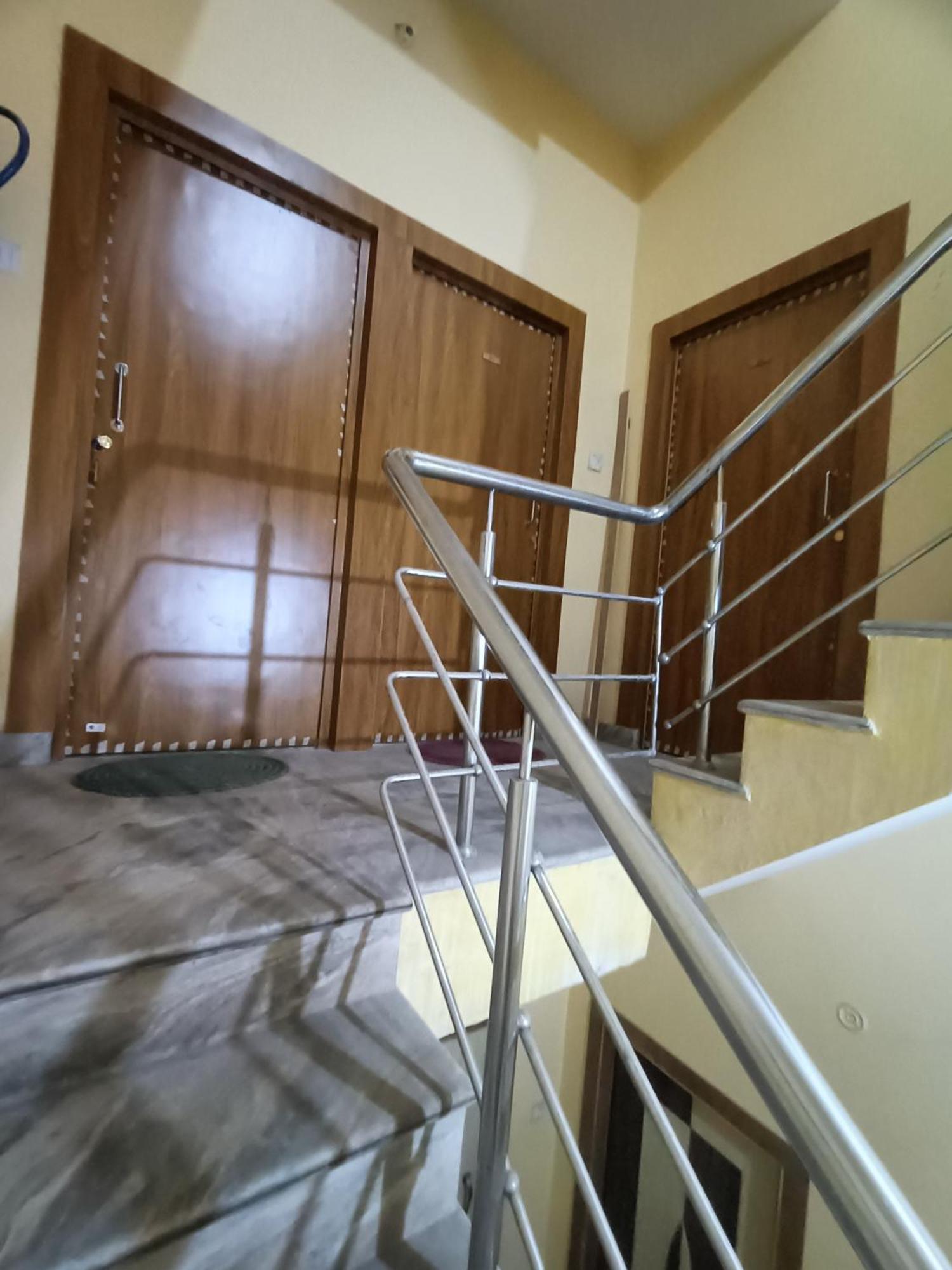 Hotel Picasso Varanasi Prime Location Ngoại thất bức ảnh